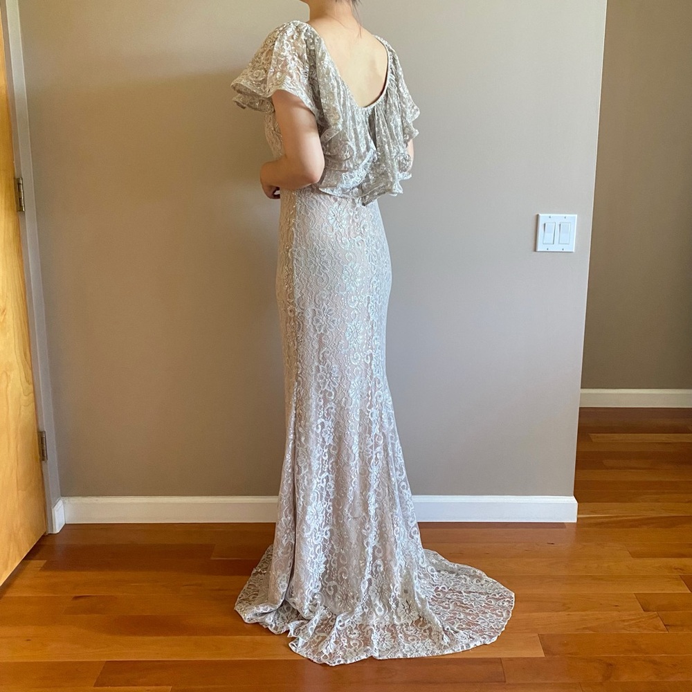 Badgley Mischka collection metallic lace gown maxi dress silver
